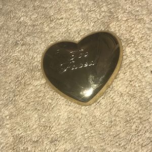 Too faced you light up my life golden Highlighter